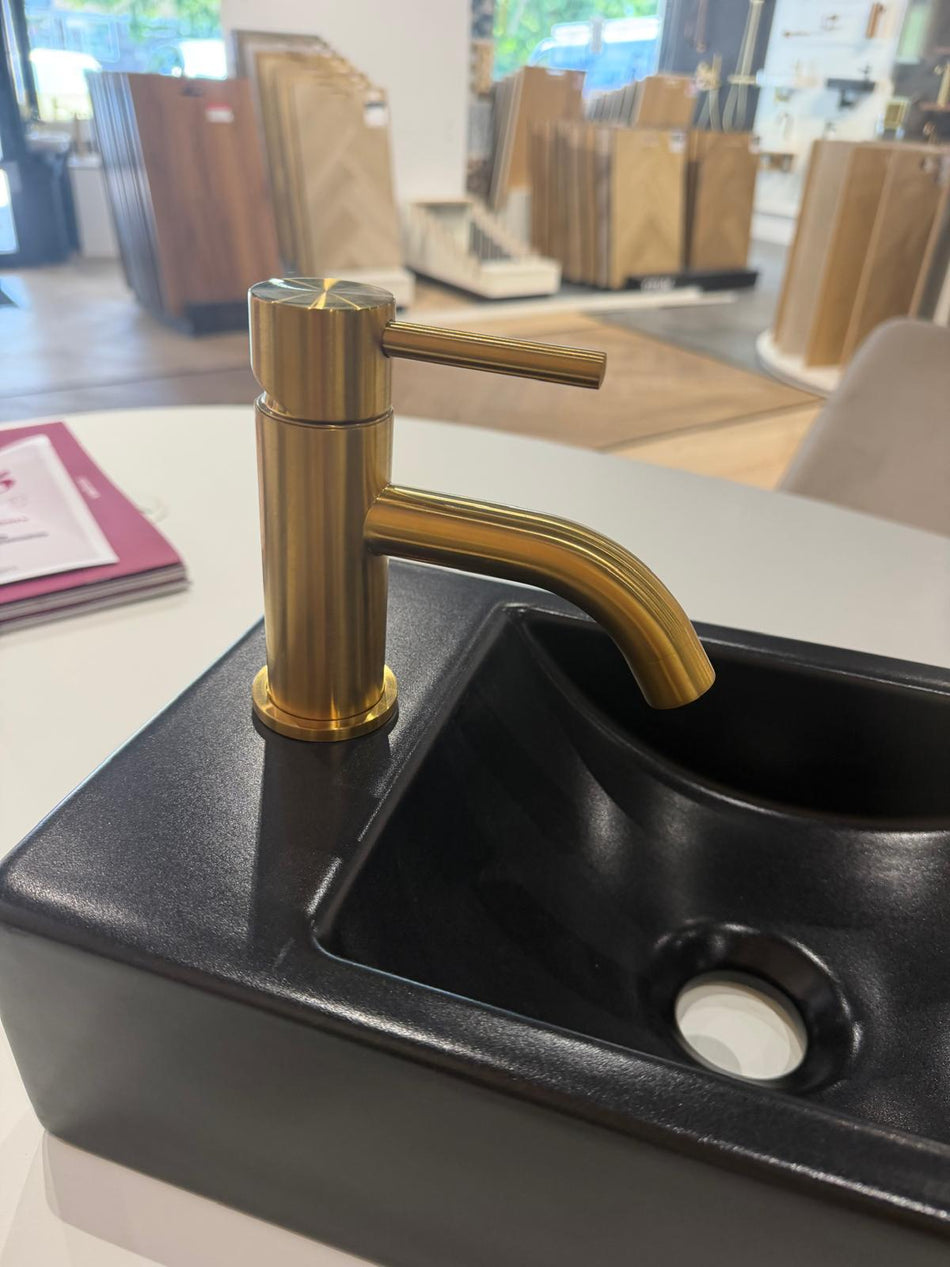 Goud toilet kraan